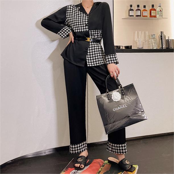 Stylish Satin Houndstooth Pajama Leisurewear