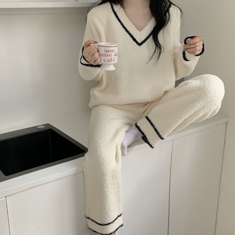 V-neck Pullover Long Sleeve Plush Pajama Set